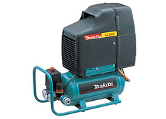 Компресор Makita AC640