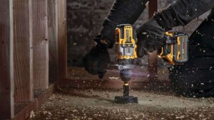 Дриль-шуруповерт акумуляторний безщітковий ударний DeWALT Flexvolt Advantage DCD999: неперевершена продуктивність