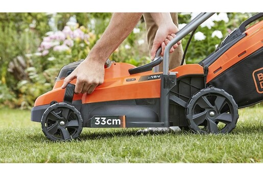 Газонокосарка акумуляторна BLACK+DECKER BCMW3318L2 фото 4