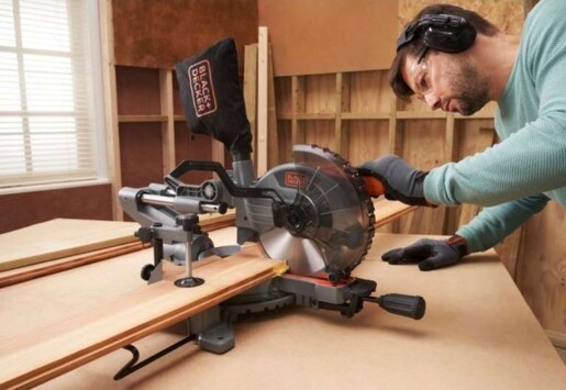 Пила торцювальна мережева BLACK+DECKER BES701 фото 5