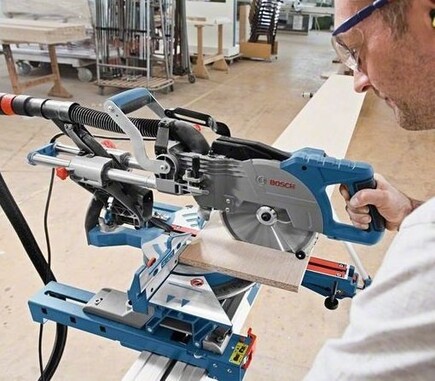 Пила торцювальна Bosch GCM 800 SJ (0601B19000) фото 2