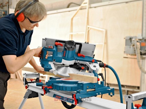 Пила торцювальна комбінована Bosch GTM 12 JL (0601B15001) фото 4