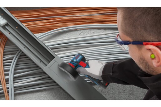 Болгарка (кутова шліфувальна машина) Bosch GWS 12V-76 Professional (06019F200B) фото 2