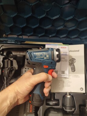 Безщітковий акумуляторний дриль-шурупокрут Bosch Professional GSR 12V-35 FC із 4 адаптерами в L-Boxx 102 із 2 акб GBA 12V 3.0Ah та з/п GAL 12V-40 (06019H3000) фото 5