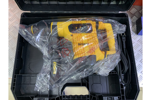 Перфоратор DeWALT D25481K фото 3