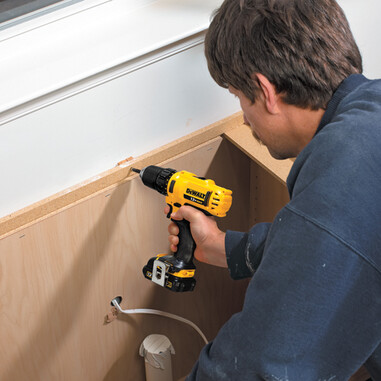 Шуруповерт DeWALT DCD710D2 фото 4