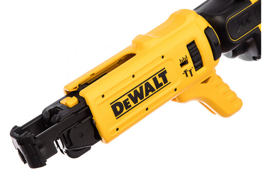 Акумуляторний шуруповерт DeWALT DCF620P2K фото 2