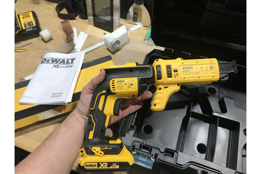 Акумуляторний шуруповерт DeWALT DCF620P2K фото 5