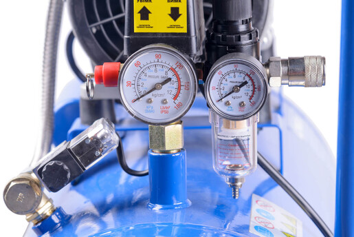Компресор повітряний безмасляний EnerSol ES-AC240-50-2OF фото 4
