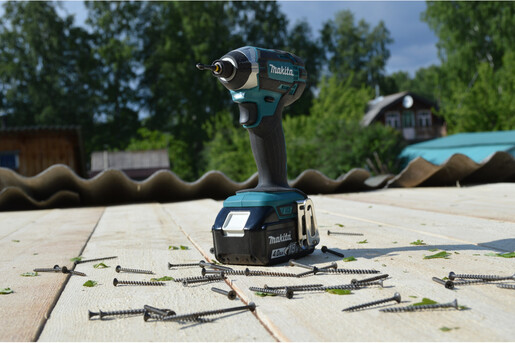 Акумуляторний ударний гайковерт Makita DTD152RMJ фото 3