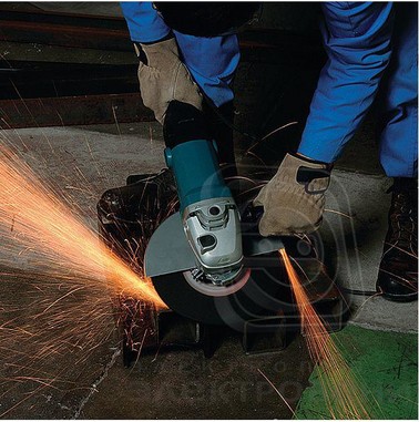 Кутова шліфувальна машина Makita GA7010C фото 3