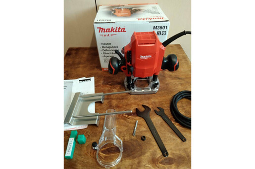 Фрезер Makita M3601 фото 2