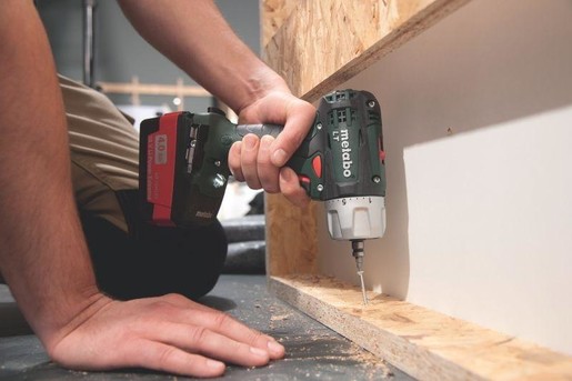 Шуруповерт акумуляторний Metabo BS 18 LT (602102500) фото 2