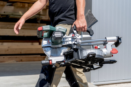Акумуляторна торцювальна пила Metabo KGS 18 LTX BL 216 каркас (614216850) фото 3
