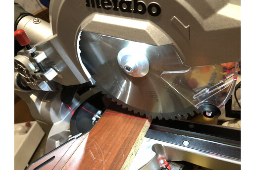 Пила торцювальна Metabo KGSV 216 M (619261000) фото 5